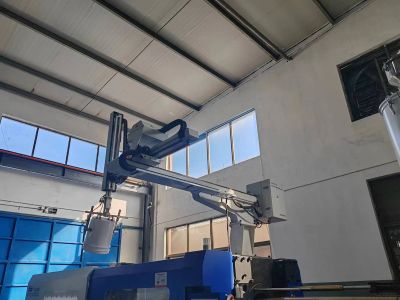 Mechanical arm